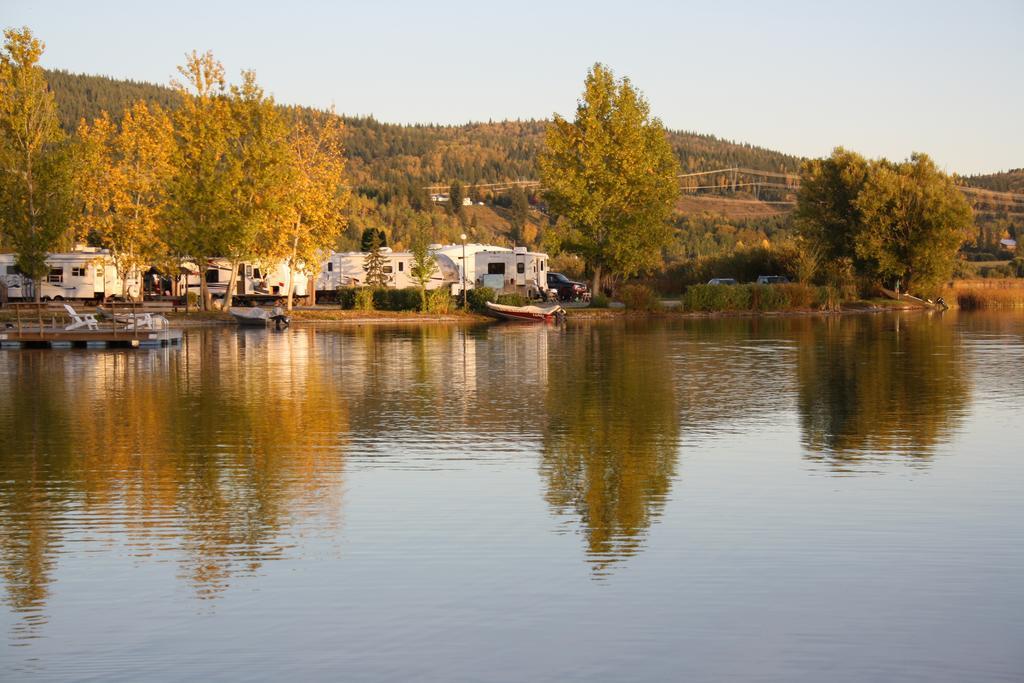 Robert'S Roost Rv Park Resort Quesnel Zewnętrze zdjęcie