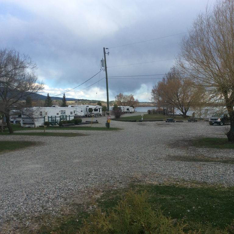 Robert'S Roost Rv Park Resort Quesnel Zewnętrze zdjęcie